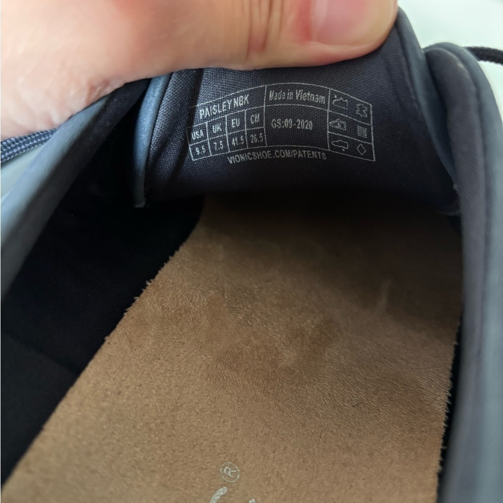 Vionic Women’s Navy Suede Sneakers Paisley - Picture 6 of 9